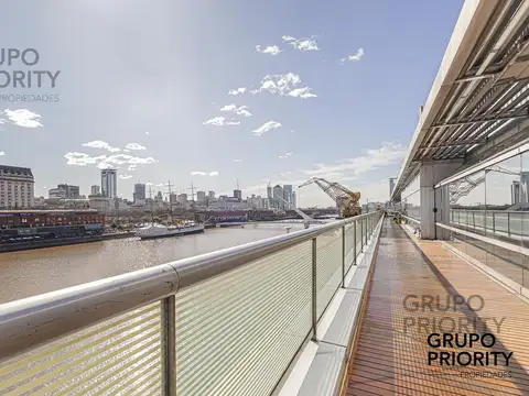 Oficina Premium con terraza y cochera en Puerto Madero