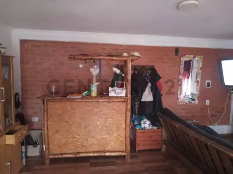 CASA EN VENTA- GENERAL ROCA