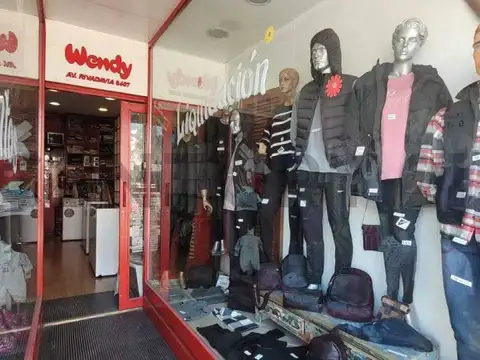 Alquiler local 40m2 sobre Av Rivadavia