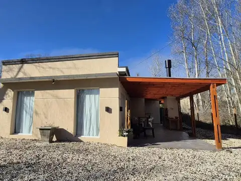 Casa en venta - 3 Dormitorios 1 Baño - Costa del Este