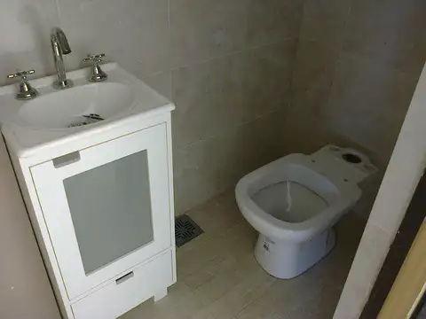 ALQUILERES EN BARRIOS PRIVADOS - EL HORNERO - DUPLEX 3 AMBIENTES jardin