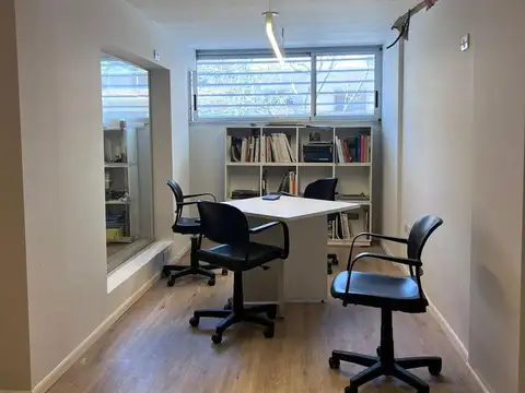 Manuela Pedraza al 2400