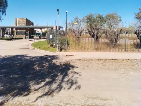 Terreno en Venta en Russell, Maipú