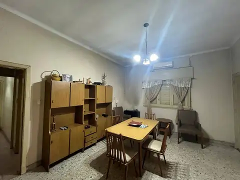 Casa en alquiler para uso comercial o profesional  en Belén de Escobar