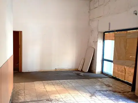 Local En Esquina 39m2 Navarro y Av. Nazca