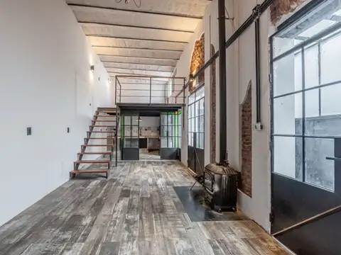 Depto Tipo Casa en Venta 70 años