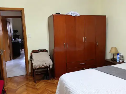 Casa 3 Ambientes en Venta en Lanus Oeste