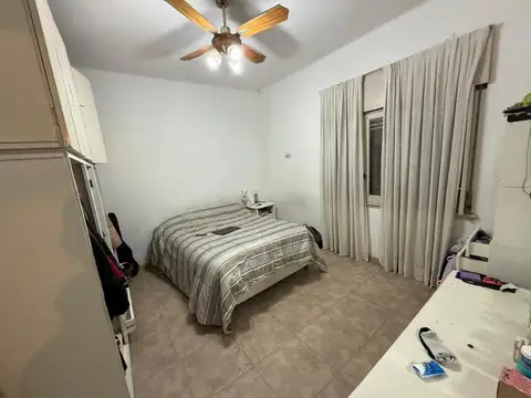 Casa en Venta con 6 cocheras