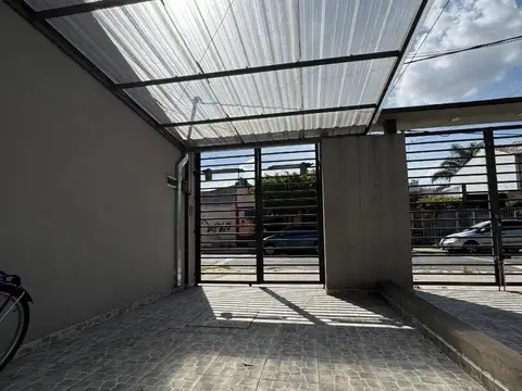 Departamento en Venta en Villa Luzuriaga, USD 77.000