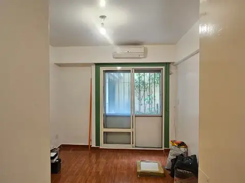 Senillosa 100, Piso 1