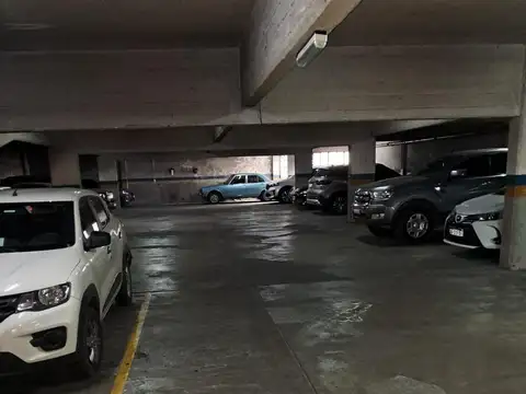 Venta Cochera en Playa de Estacionamiento Privada Abierto las 24h los 365 días del año baja expensa