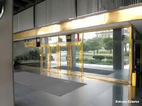 Oficina en Alquiler con 6 cocheras