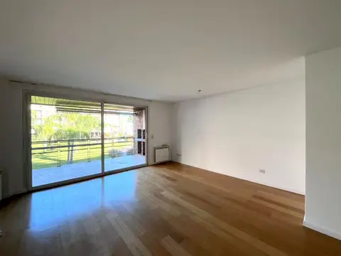 Departamento en Alquiler de 4 ambientes