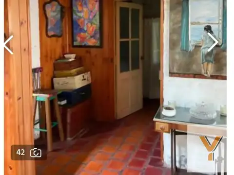 Casa 10 ambientes con 2 baños