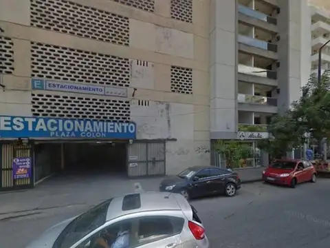 Cochera en Venta en Alberdi, Córdoba