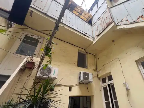 Depto Tipo Casa en Venta en Almagro, USD 100.000