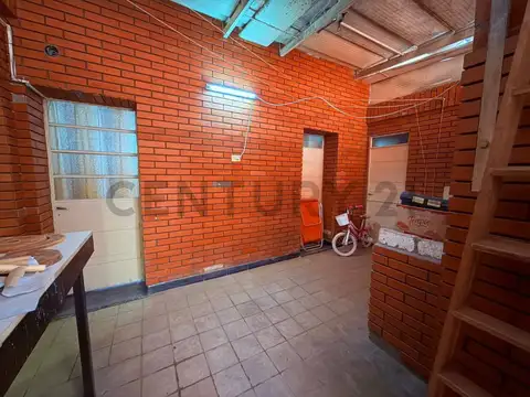 Montevideo 1300, Piso 0001