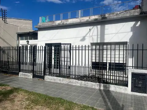 VENTA CASA EN VILLA LUZURIAGA