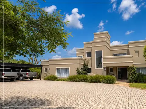 CASA EN VENTA - LA LUCINDA NORTE - VISTA PRIVILEGIADA