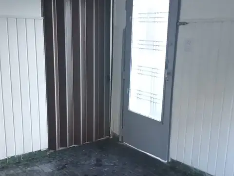 Casa en Alquiler con 1 cochera