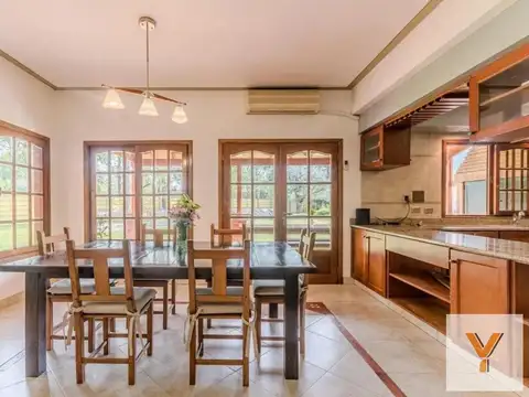 Casa en Alquiler al Este