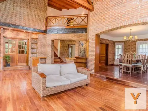 Casa en Alquiler de 4 dormitorios