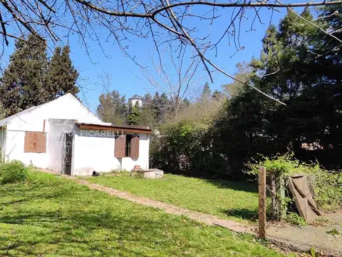 ¡¡VENTA CASA 4 AMBIENTES, OPORTUNIDAD!! BARRIO PARQUE SAKURA CALLLE CARRIEGO Y RODO
