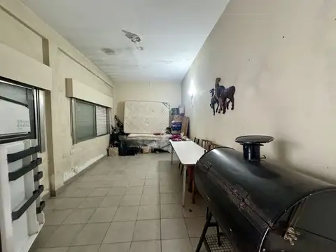 Depto Tipo Casa en Venta 50 años