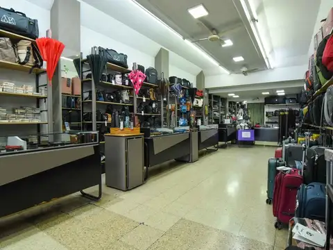 Local en Venta 42 años