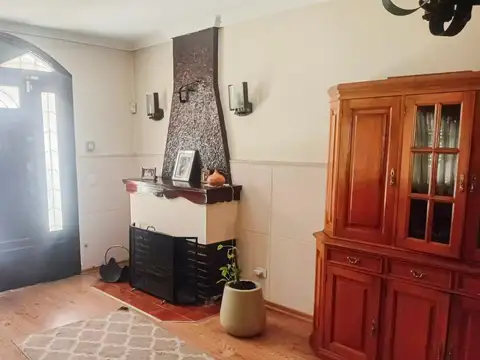 Casa en Venta en Monte Grande, USD 360.000