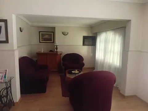 Casa en Venta en Monte Grande, USD 360.000