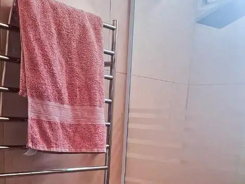 Espectacular Casa Familiar con Pileta, Quincho y patio