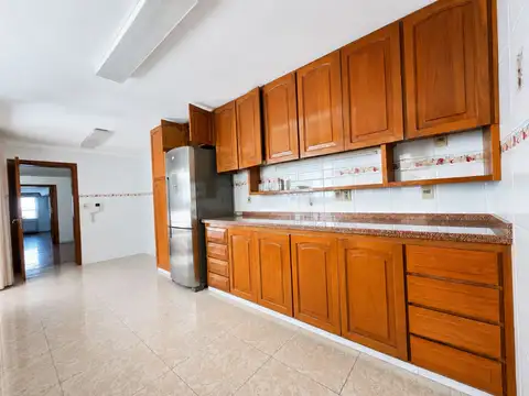 Departamento en Alquiler de 4 dormitorios