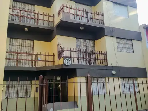 GUTIERREZ 300, Piso 1