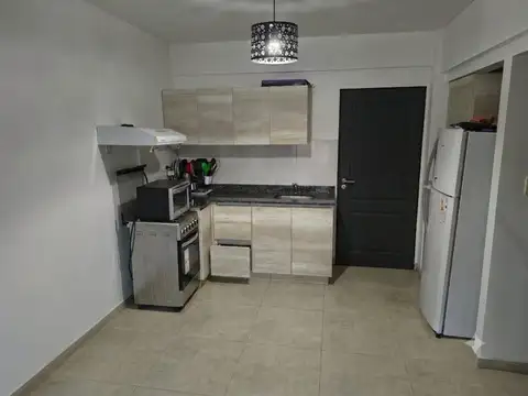 Departamento en alquiler en excelente zona de Adrogue