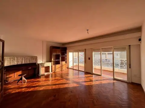 Venta Piso Exclusivo. Balcon al Norte