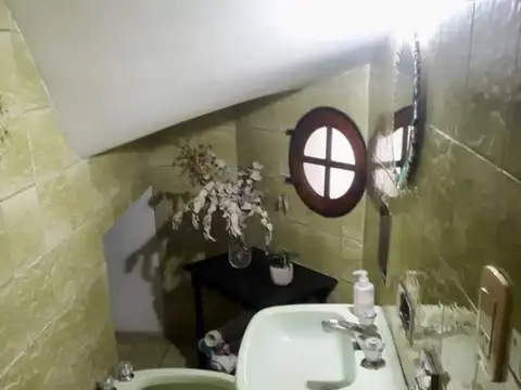 VENTA CASA - 5 AMBIENTES EN SAN MIGUEL. APTO CREDITO