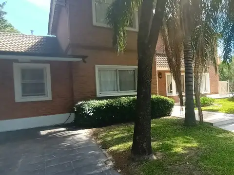 Casa Chalet  en Alquiler en Valle Claro, Benavidez, Tigre