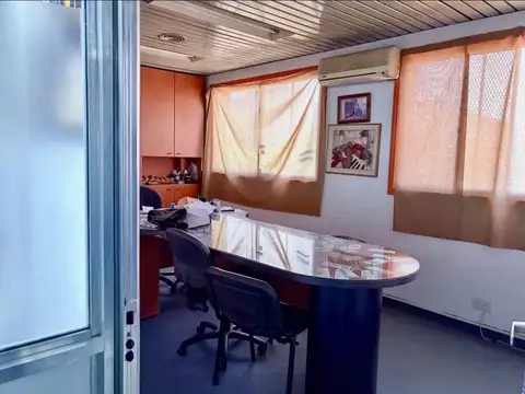 Galpon en Venta en Mataderos, USD 300.000