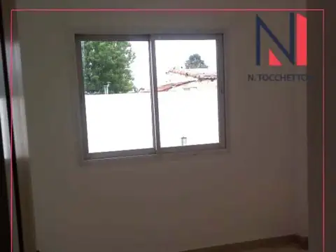 Laprida 200 , Piso 1