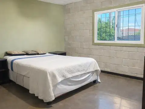 Casa 2 ambientes con 1 baño