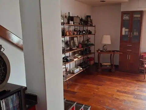 Depto Tipo Casa en Alquiler de 4 dormitorios
