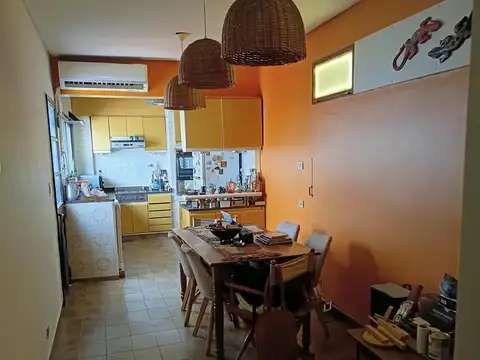 Depto Tipo Casa 5 ambientes con 3 baños