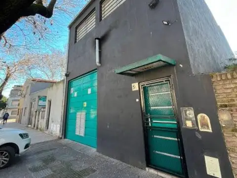 Mataderos, cosquín 2400, 332m², 4 baños, edificio de 2 plantas, alquiler $ 4.500.000