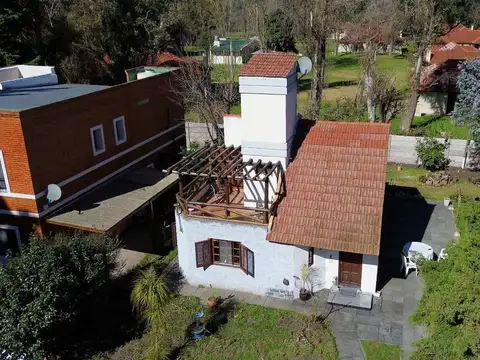 VENTA  CASA A RECICLAR BARRIO EL JAGUEL - PILAR