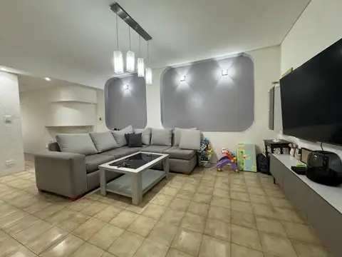 Casa en Venta en Villa Sarmiento, USD 97.000