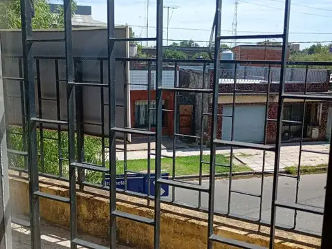 Depto Tipo Casa en Venta 56 años