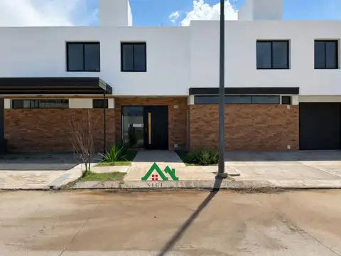 Casa en Chacra del Norte: Dúplex de 3 dormitorios, 2 baños y toilette