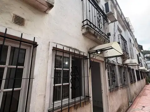 Depto Tipo Casa en Alquiler de 2 dormitorios