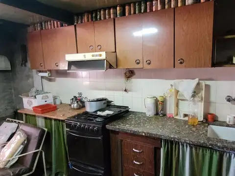 Galpon en Venta en Lanus Oeste, USD 80.000